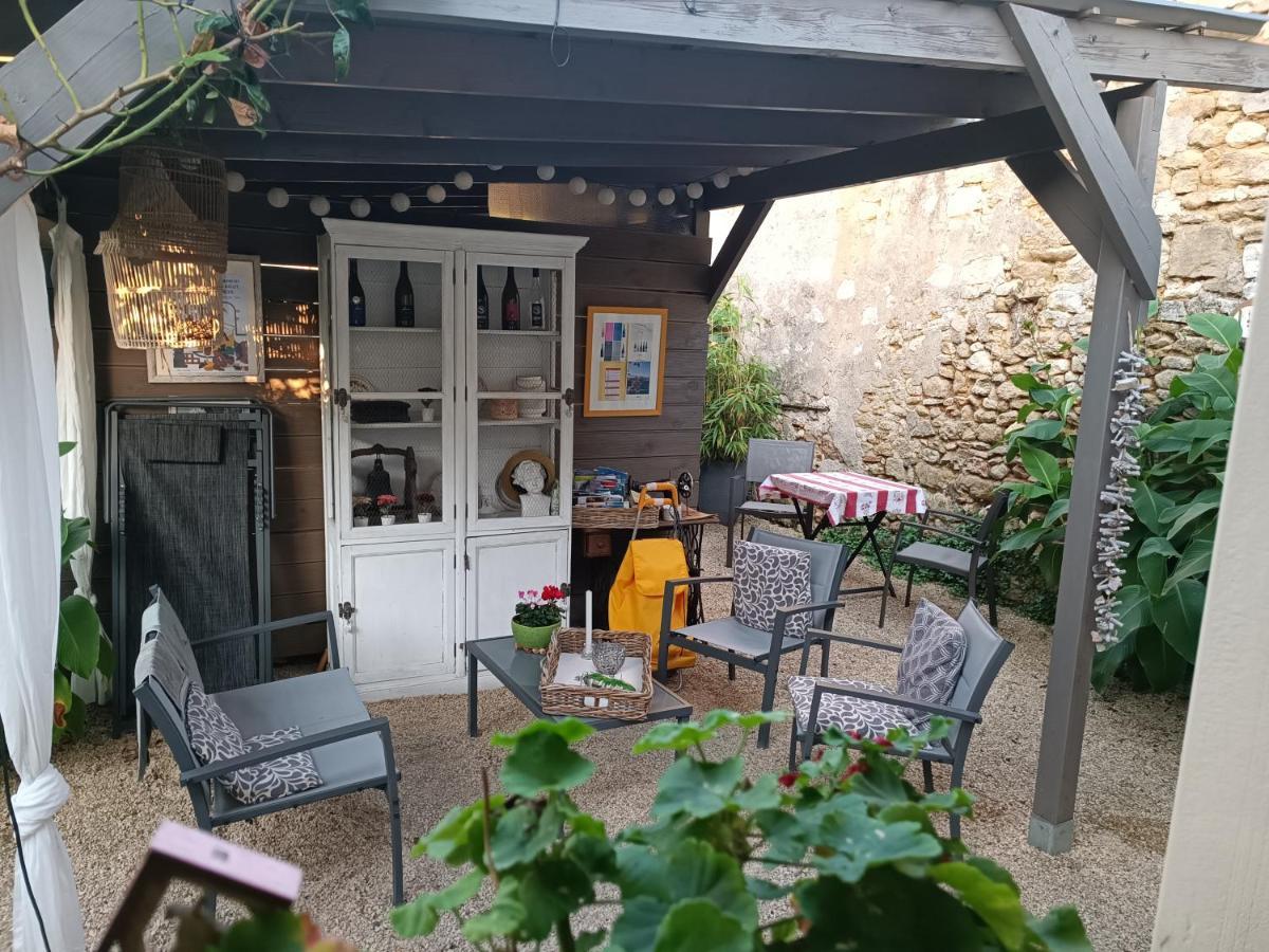 Gite La Comete Chinon Exterior foto